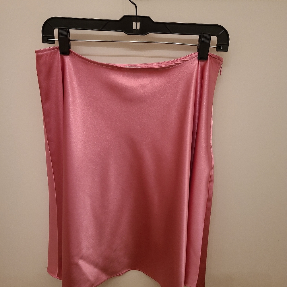 Pink Satin Skirt - Picture 3 of 7